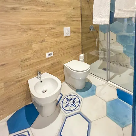 Alojamento de Acomodação e Pequeno-almoço Maisonvenere Bacoli